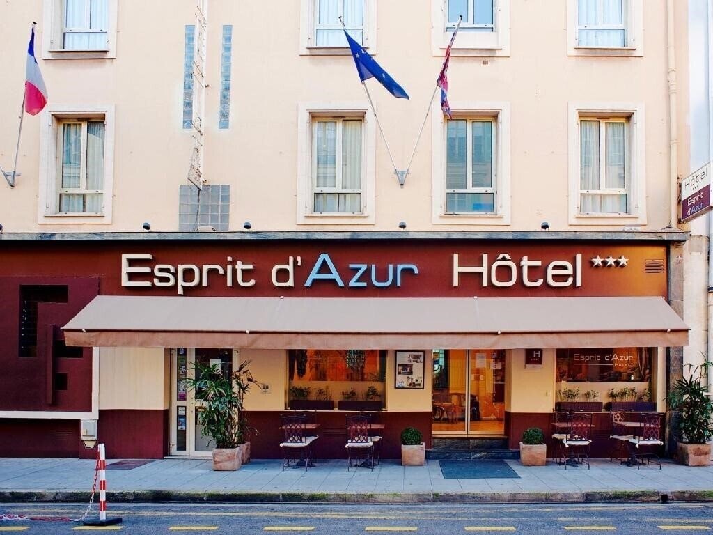 Отель Hotel Esprit D'Azur 3*