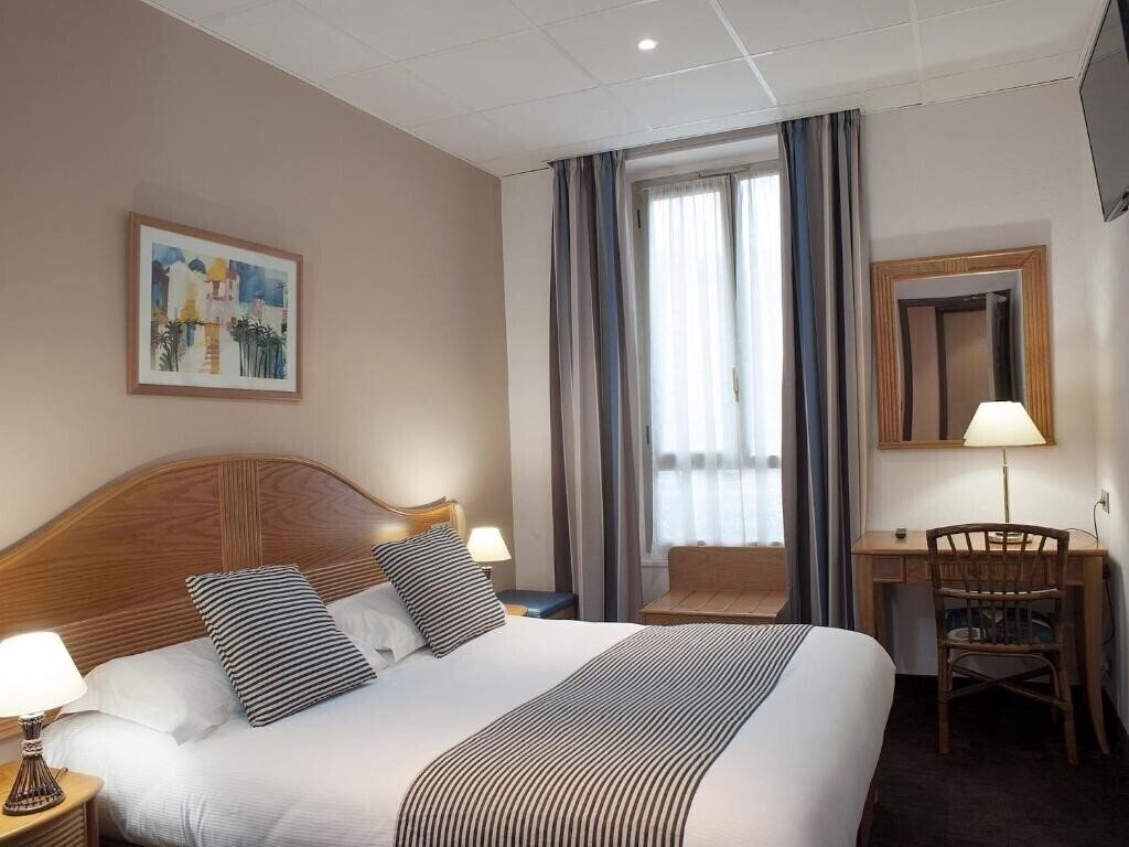 Фотография Hotel Esprit D'Azur 3*