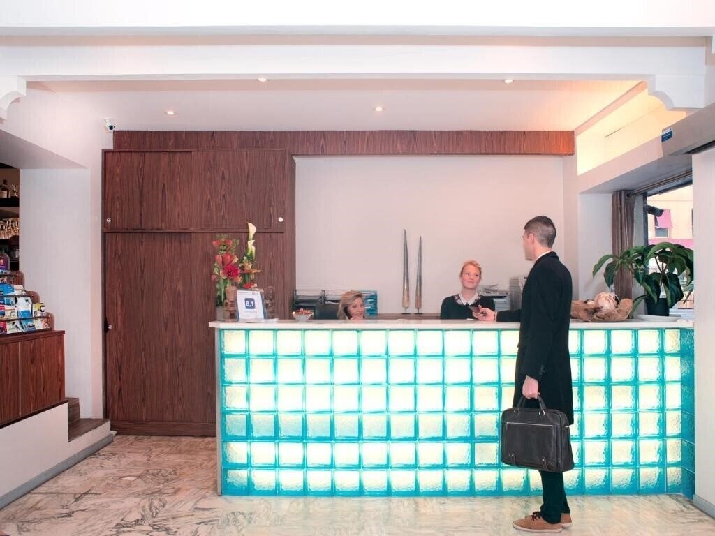 Территория Hotel Esprit D'Azur 3*