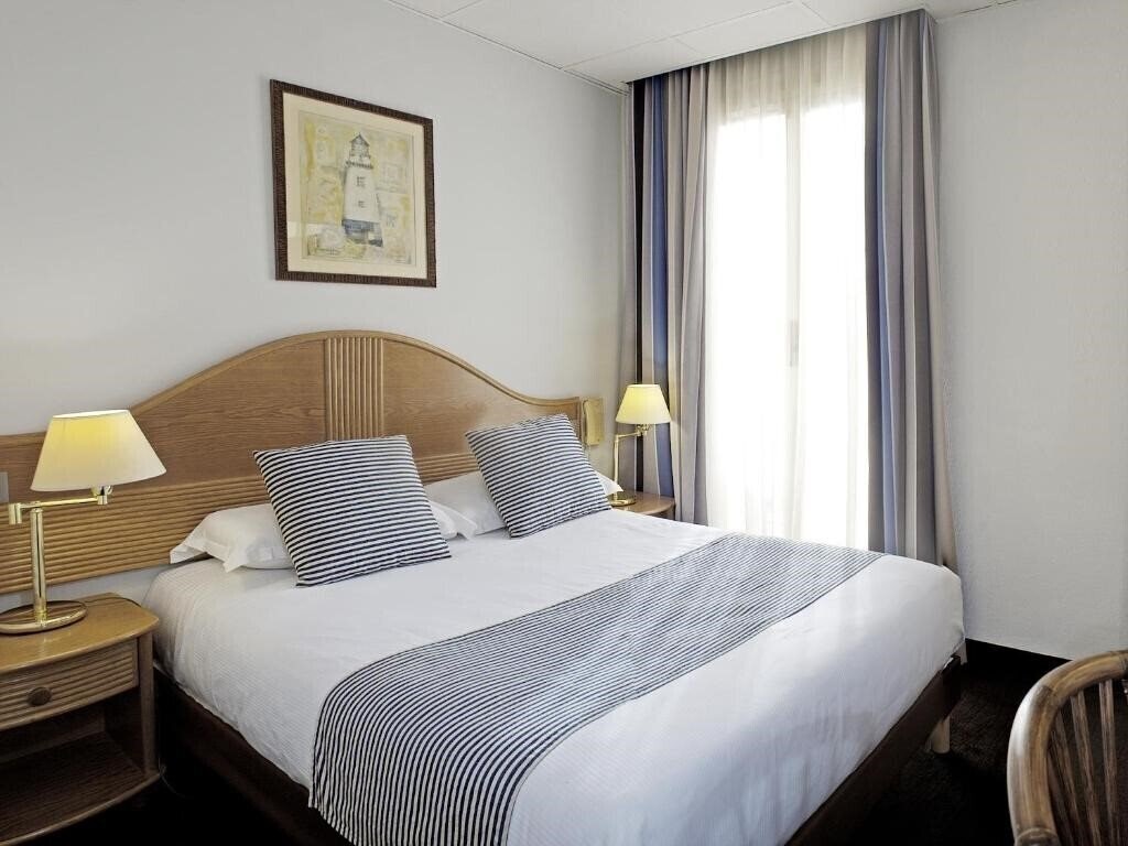 Апартаменты Hotel Esprit D'Azur 3*