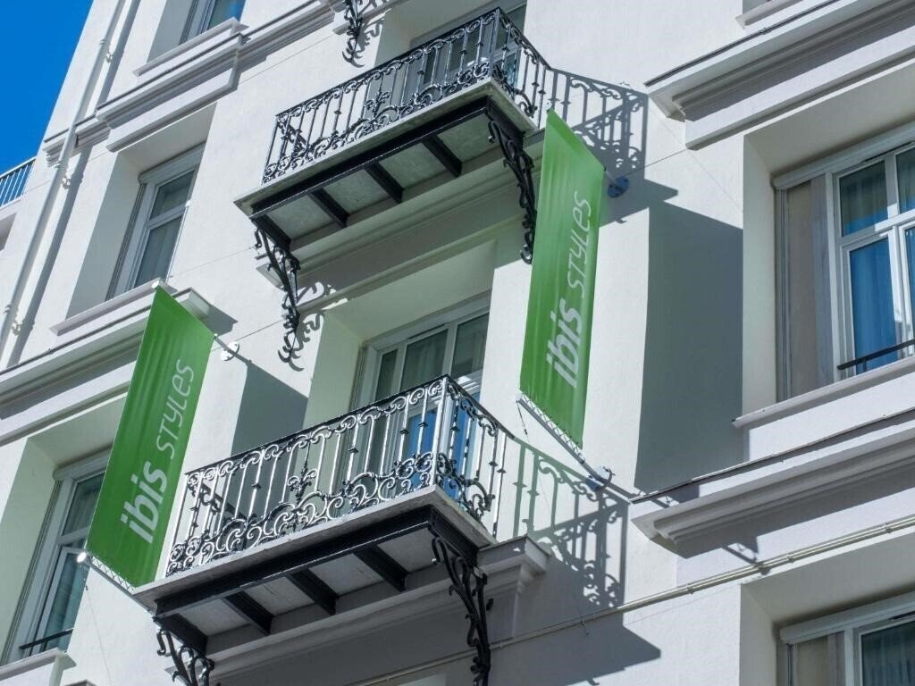 Территория Ibis Styles Nice Centre Gare 3*
