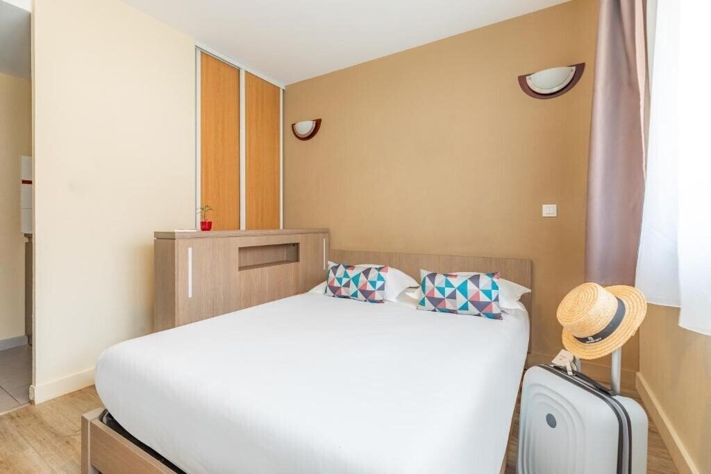 Фото Appart'City Classic Nice Acropolis (ex. Appart City Nice Acropolis, Appartcity Nice) 3*