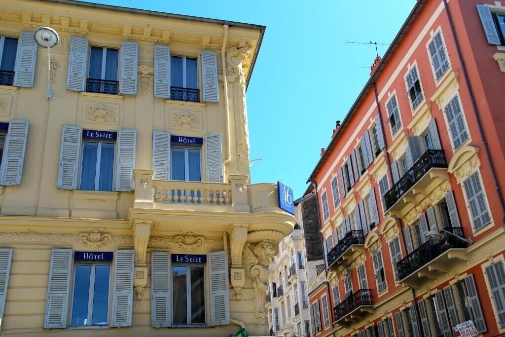 Отель Hotel Le Seize, Nice Centre (ex. Le Seize, The Originals Boutique Hotel Le Seize Nice) 3*