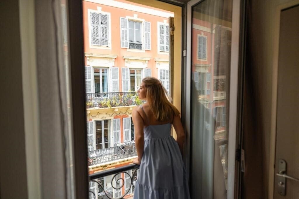 Апартаменты Hotel Le Seize, Nice Centre (ex. Le Seize, The Originals Boutique Hotel Le Seize Nice) 3*