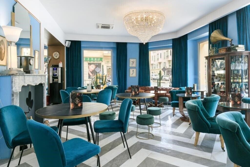 Изображение The Jay Hotel by HappyCulture 4*