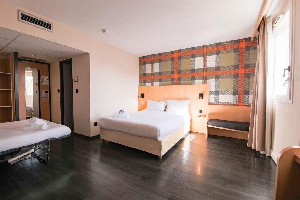 Апартаменты EasyHotel Nice Old Town 3*