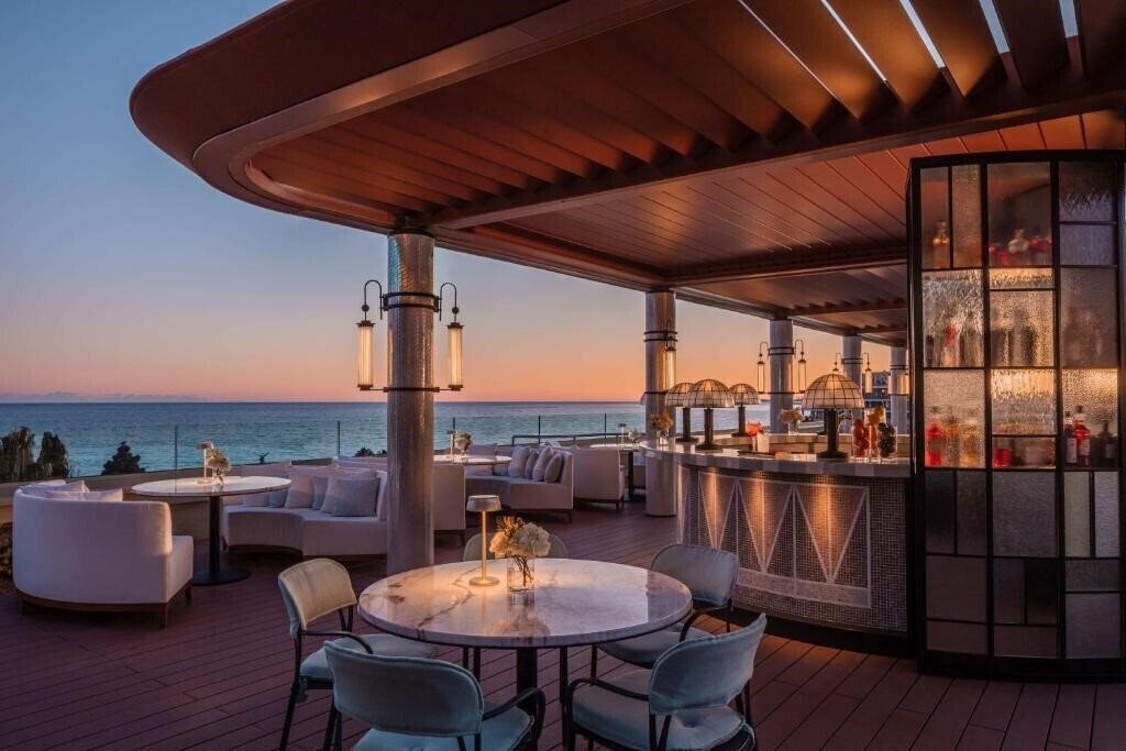 Апартаменти Anantara Plaza Nice Hotel 5*