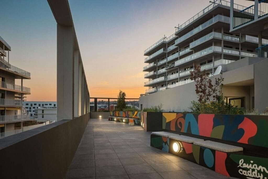 Фотография Moxy Nice 3*