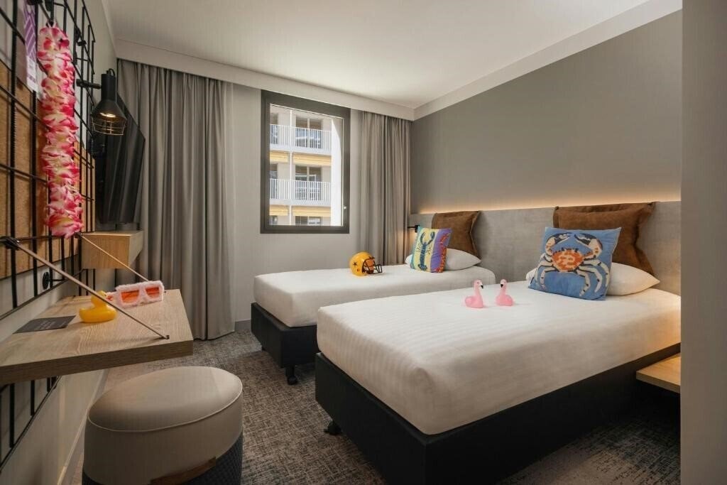 Изображение Moxy Nice 3*