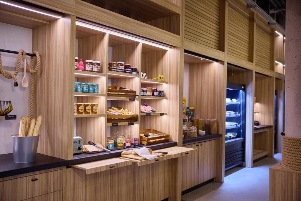 Апартаменты Moxy Nice 3*