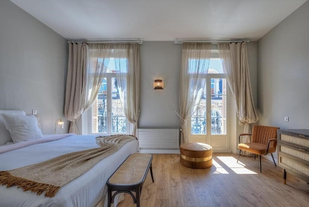 Фото Maison Lamartine 4*
