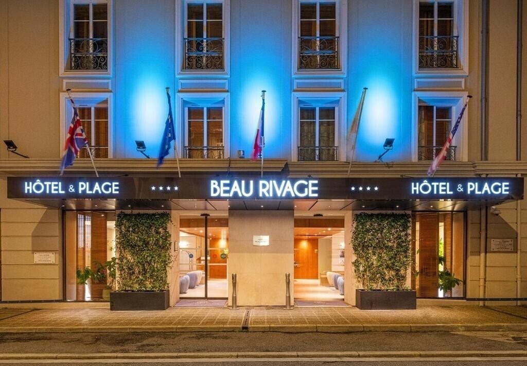 Апартаменти Beau Rivage 4*