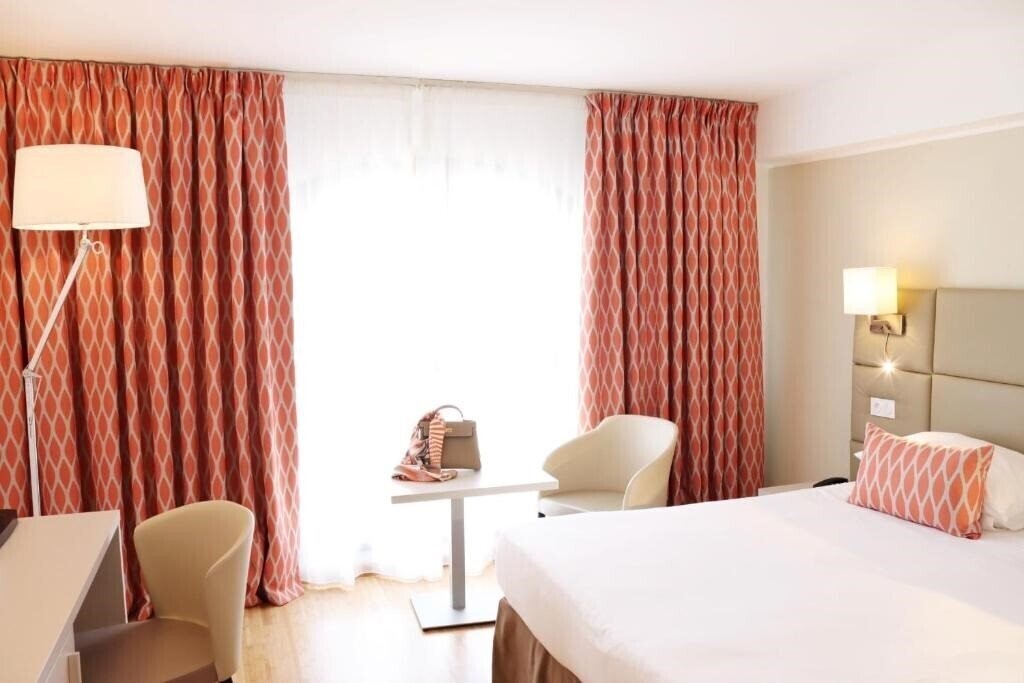 Вид Nice Riviera 4*