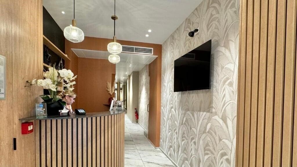 Територія Helvetique 2*