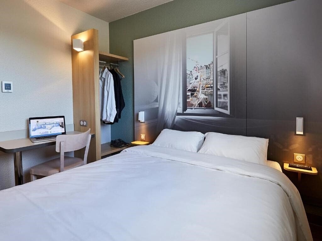 Фото B&B Hotel Honfleur 2*