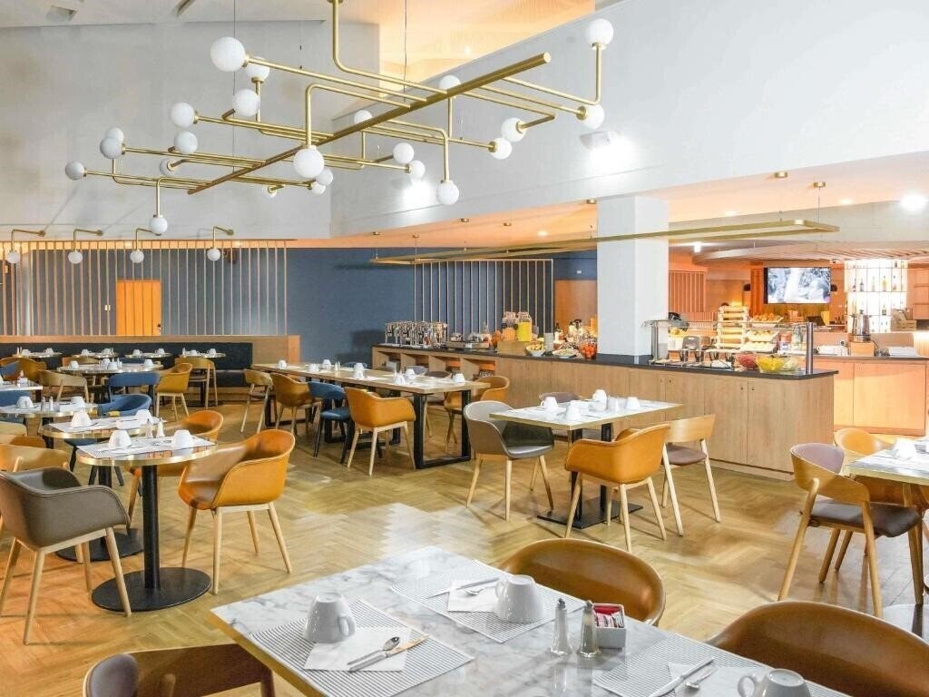 Фото Novotel Le Havre Centre Gare 4*