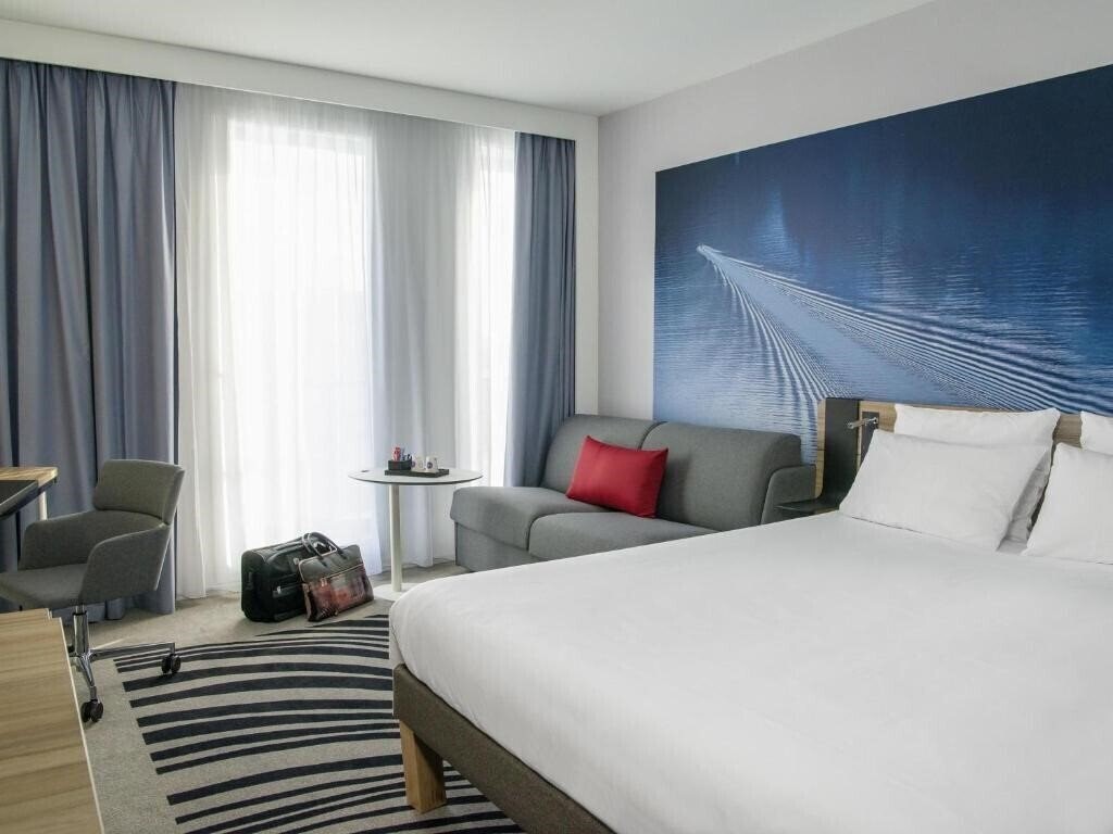 Апартаменты Novotel Le Havre Centre Gare 4*