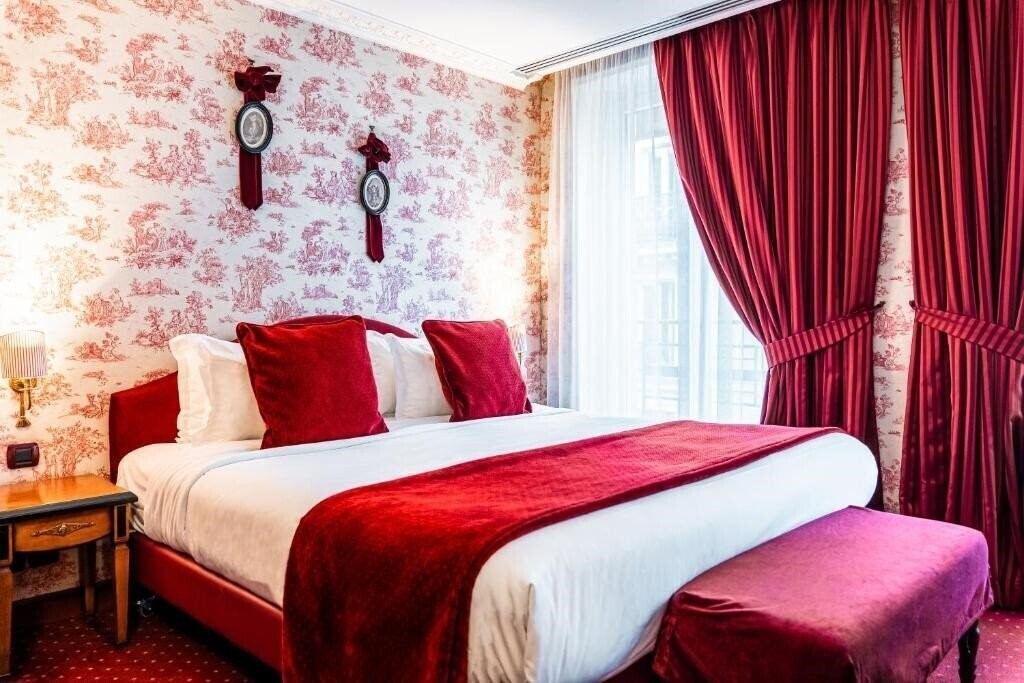 Отель Villa Eugenie 4*