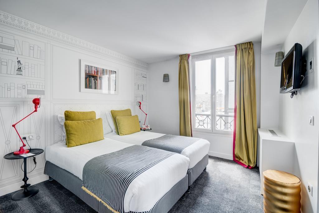 Панорама Joyce Hotel Astotel 3*