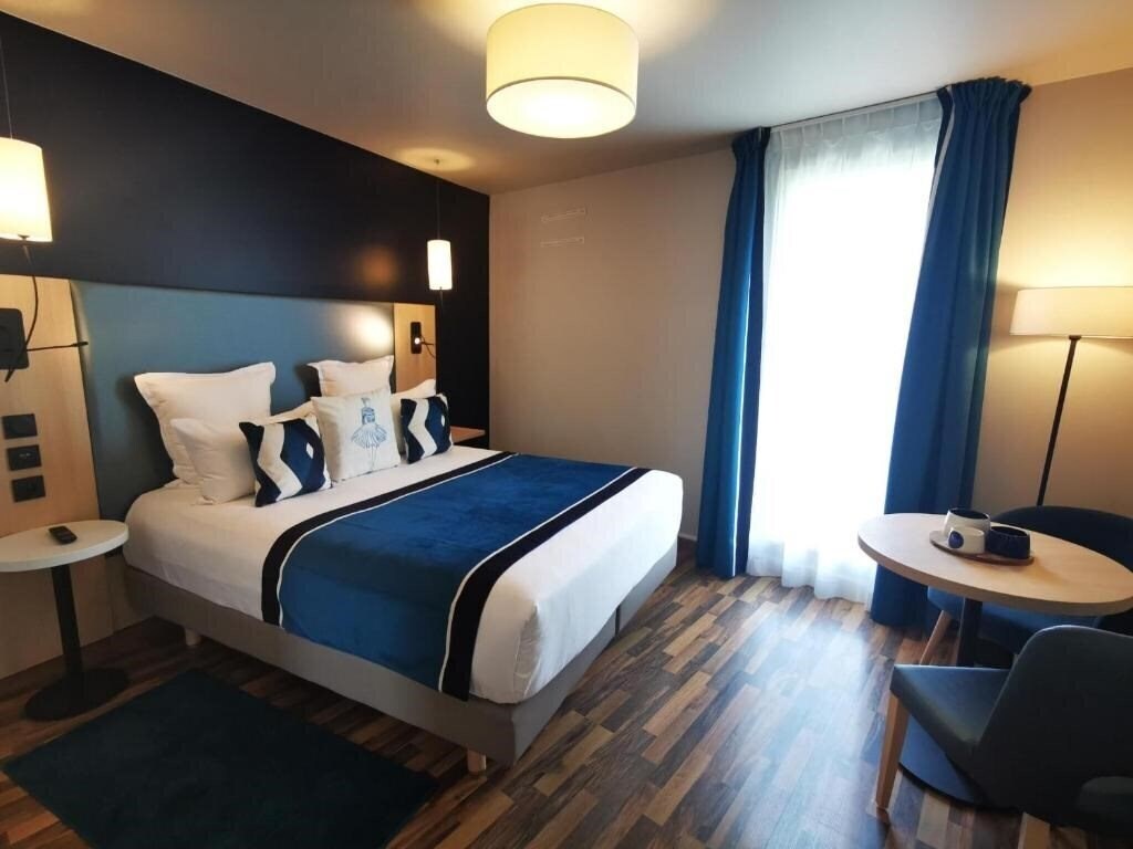 Територія Residhome Asnieres 4*