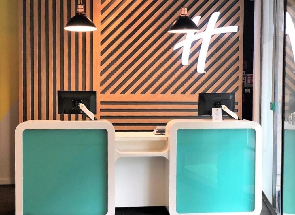 Изображение Holiday Inn Opera 4*