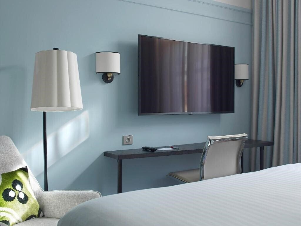 Панорама Paris Marriott Opera Ambassador 4*