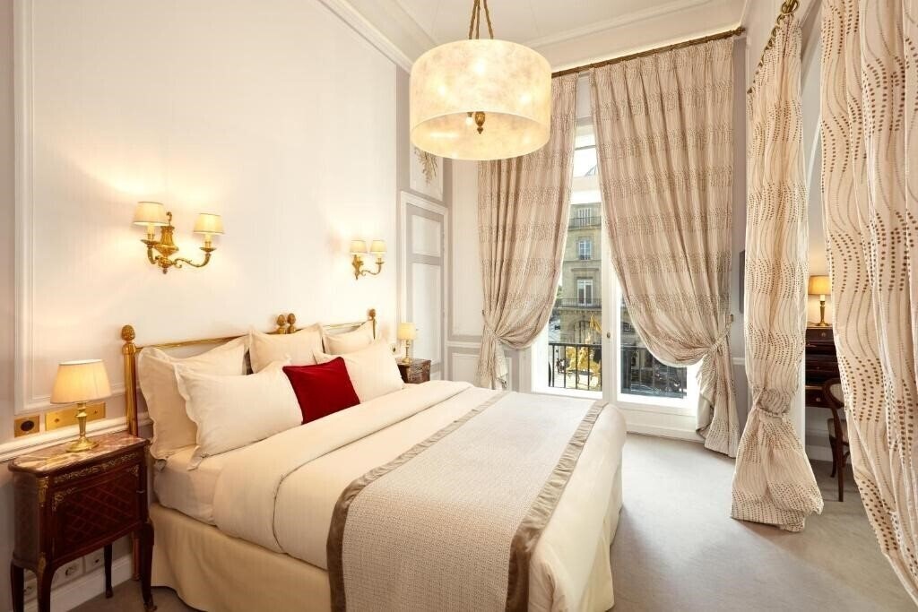 Вид Regina Paris 5*