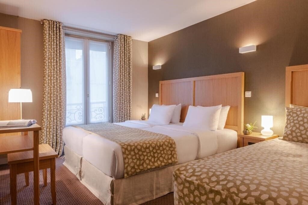 Панорама 29 Lepic Montmartre 3*
