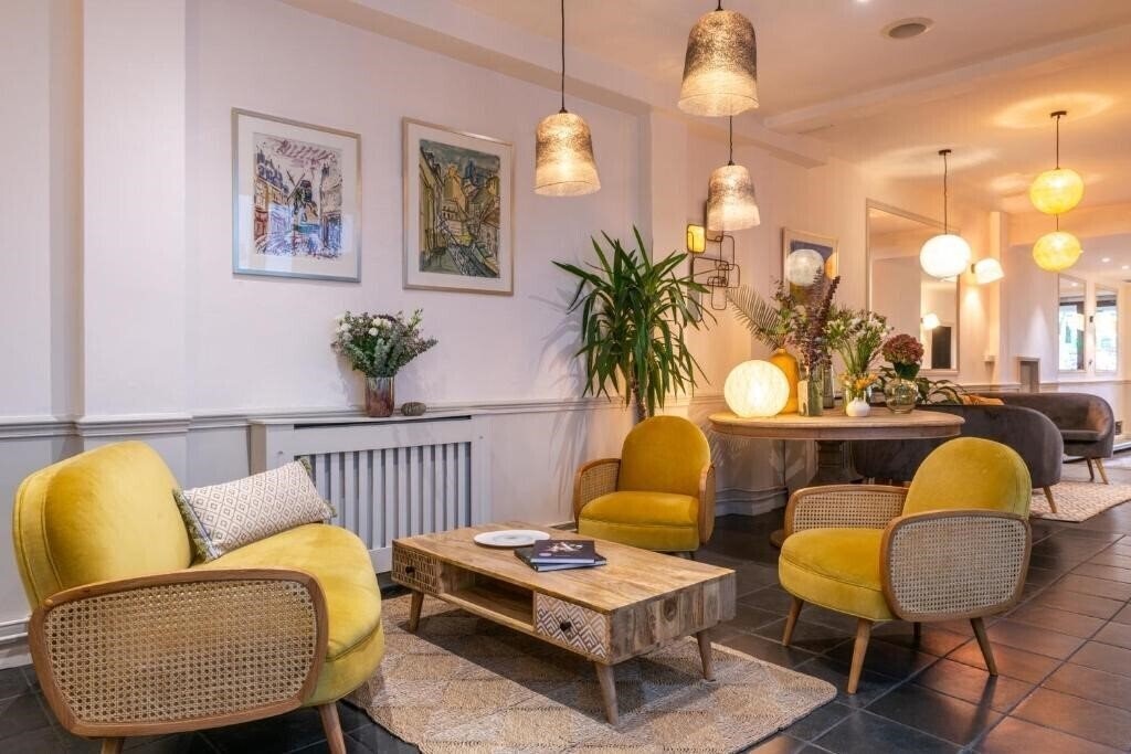Вид 29 Lepic Montmartre 3*