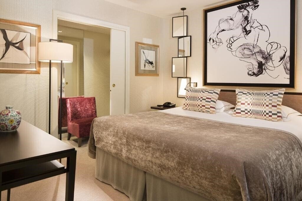 Территория Balmoral 4*