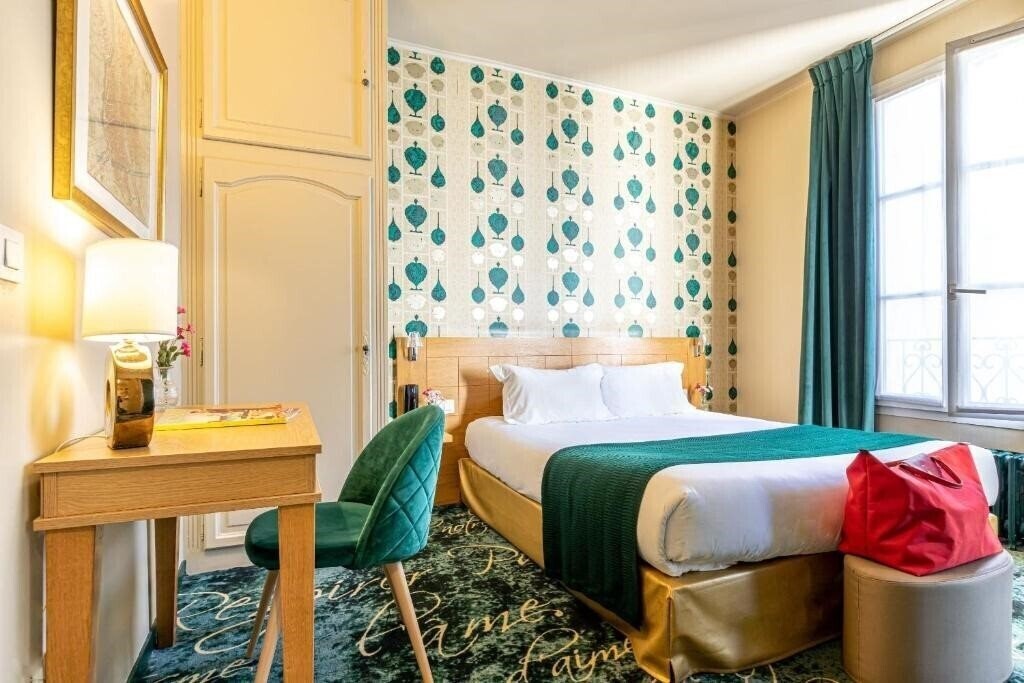 Картинка Hotel Romance Malesherbes by Patrick Hayat 3*