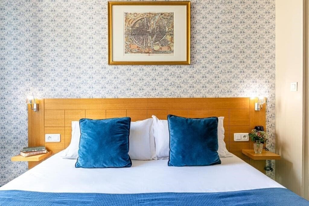 Территория Hotel Romance Malesherbes by Patrick Hayat 3*