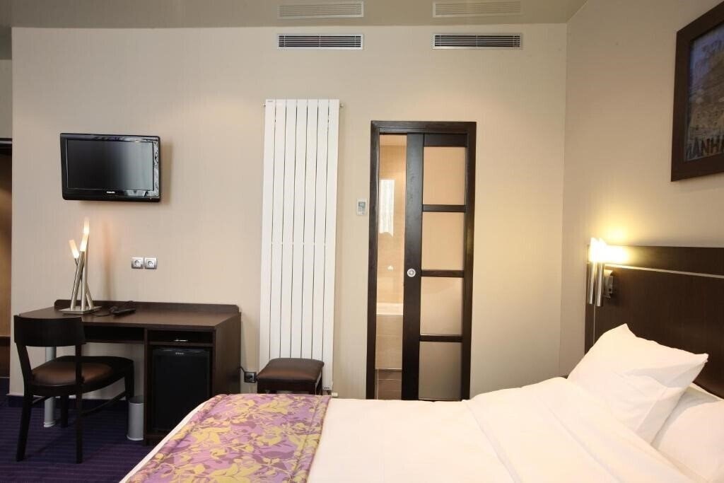 Апартаменты Choiseul Opera. 3*