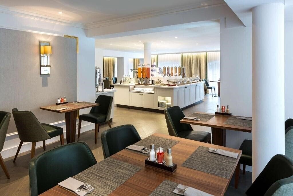 Панорама Hilton Paris Opera. 4*