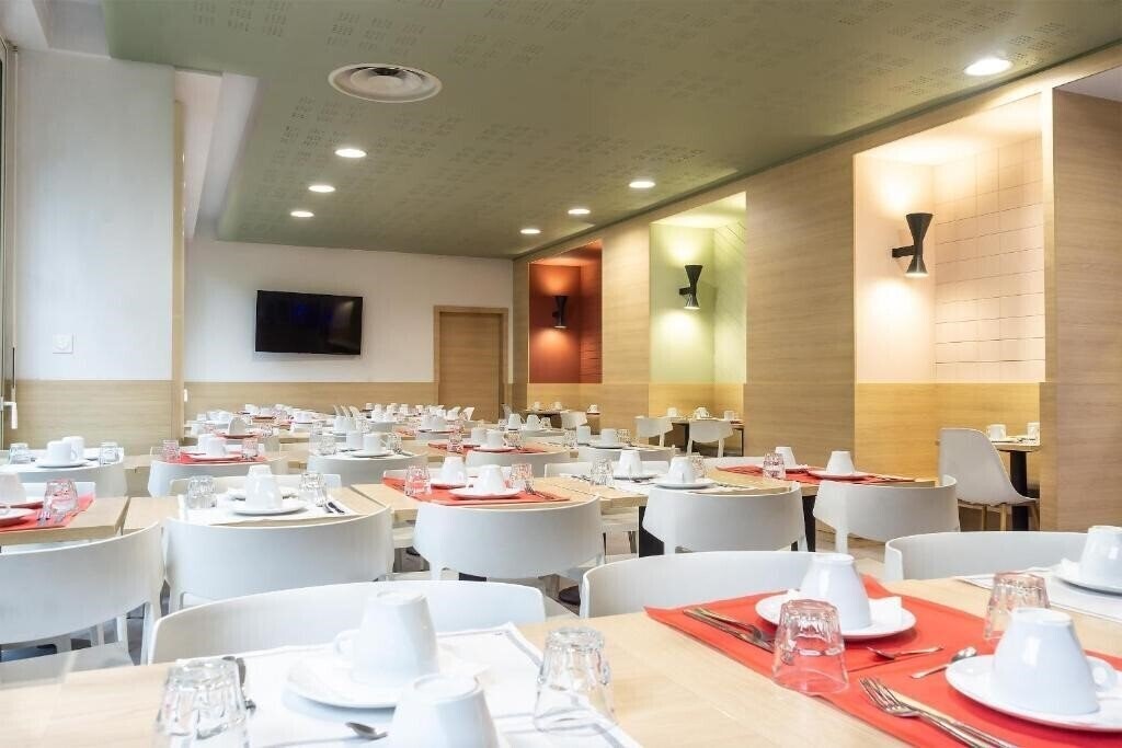 Территория Appart'City Saint Maurice 3*