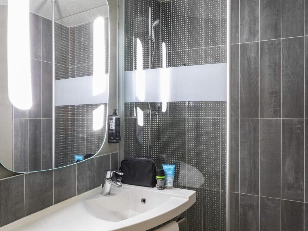Фотографія Ibis Paris Porte De Bercy 3*