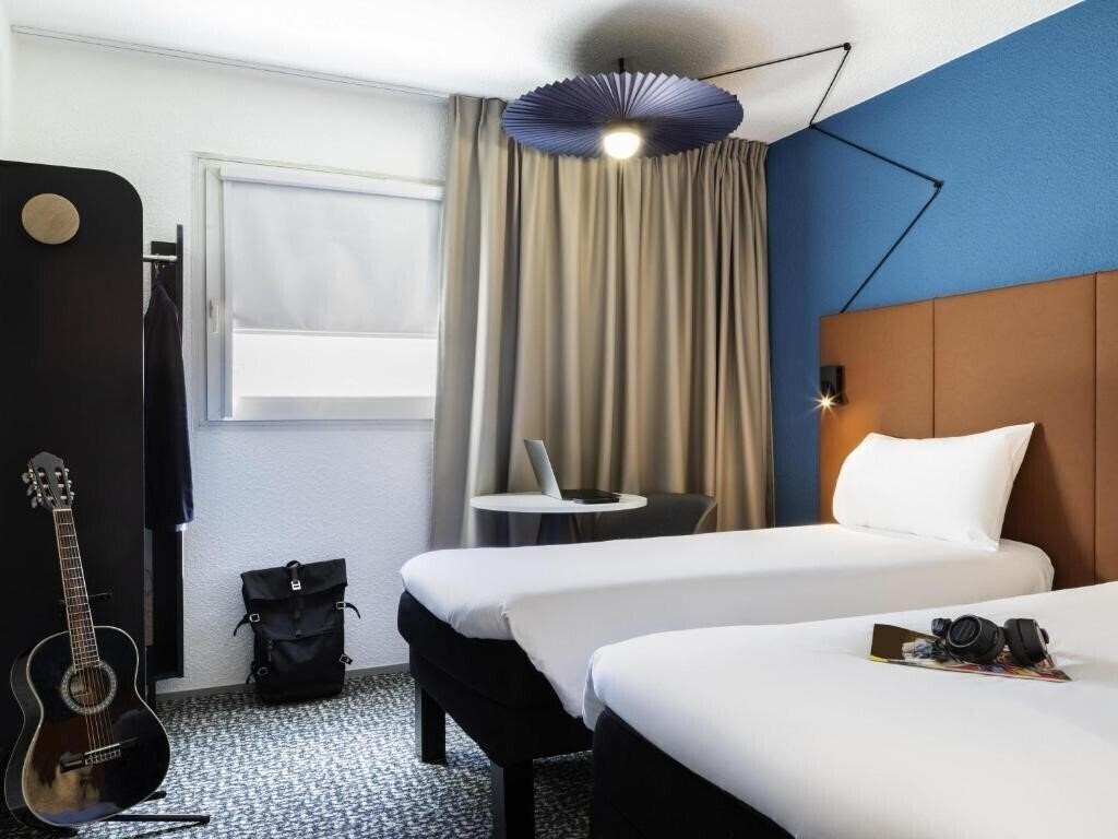 Панорама Ibis Paris Porte De Bercy 3*