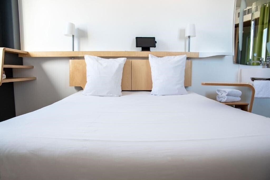 Территория Nomad Paris Roissy CDG Aeroport 3*