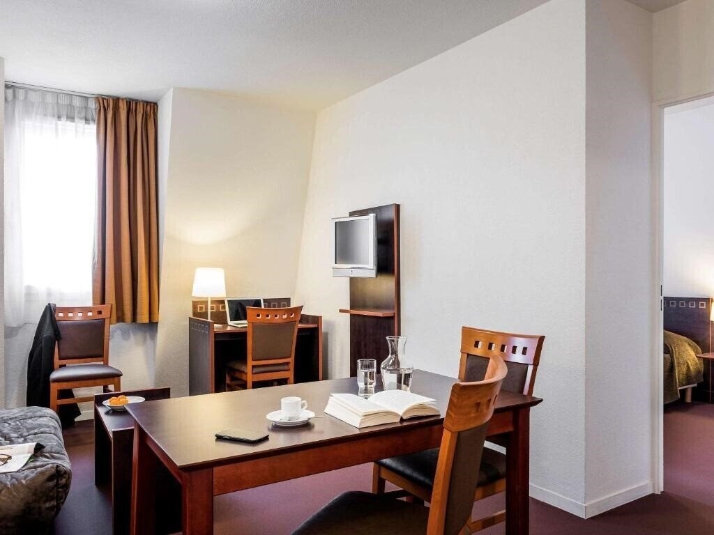 Панорама Adagio Access Paris Porte De Charenton 4*