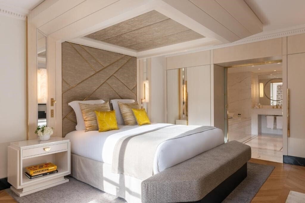 Апартаменты L'Hotel du Collectionneur Arc de Triomphe 5*