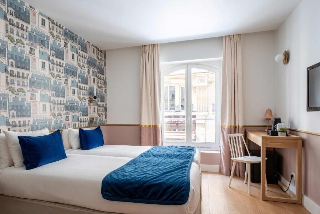 Готель Astotel Acadia 3*