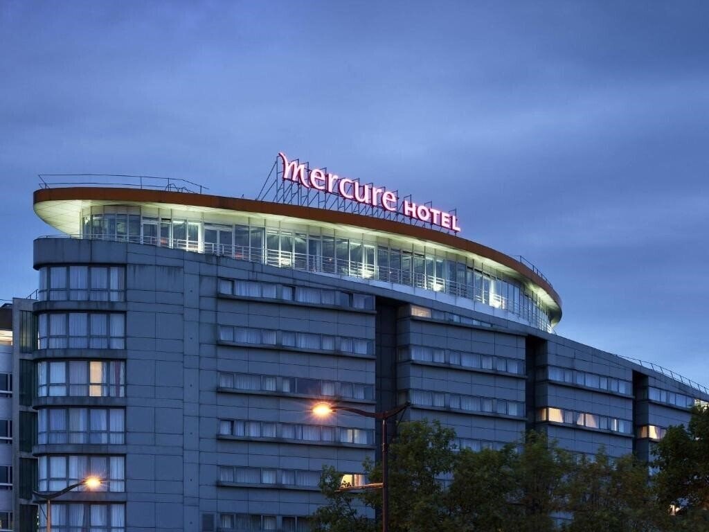 Отель Mercure Paris La Villette 4*