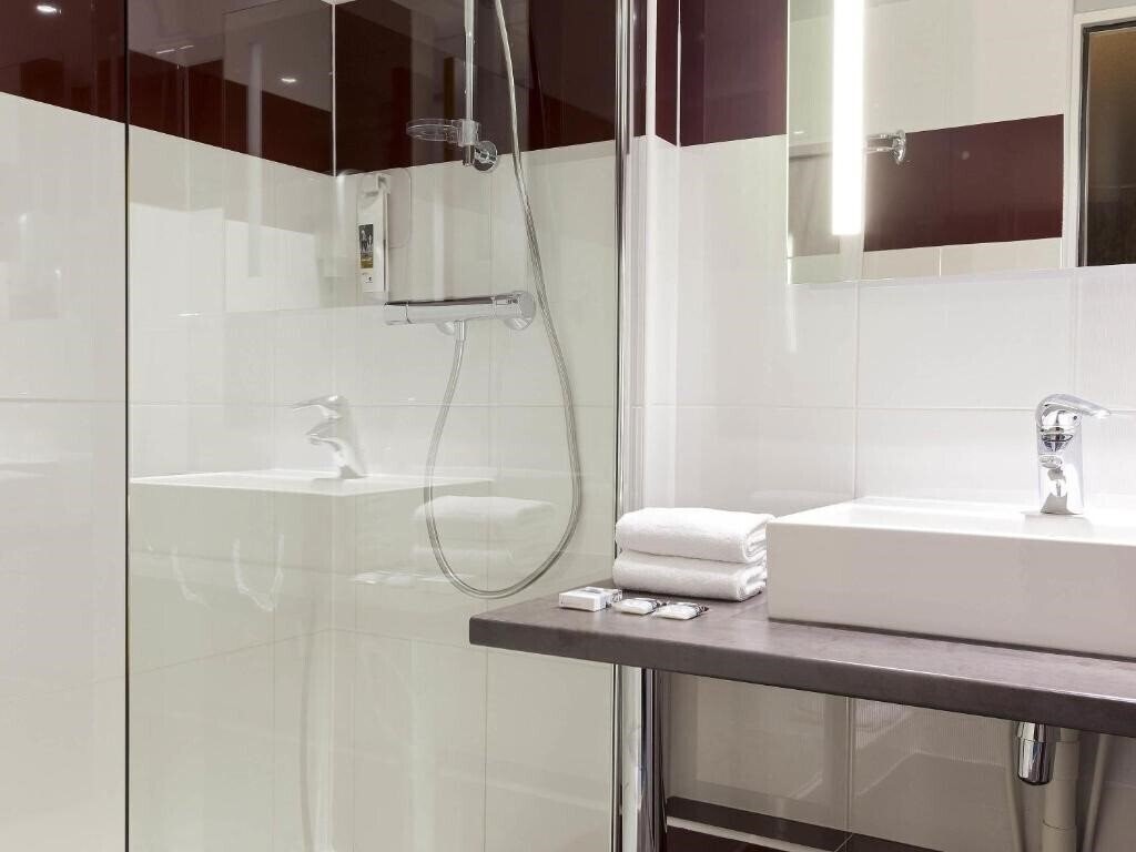 Панорама Mercure Paris La Villette 4*