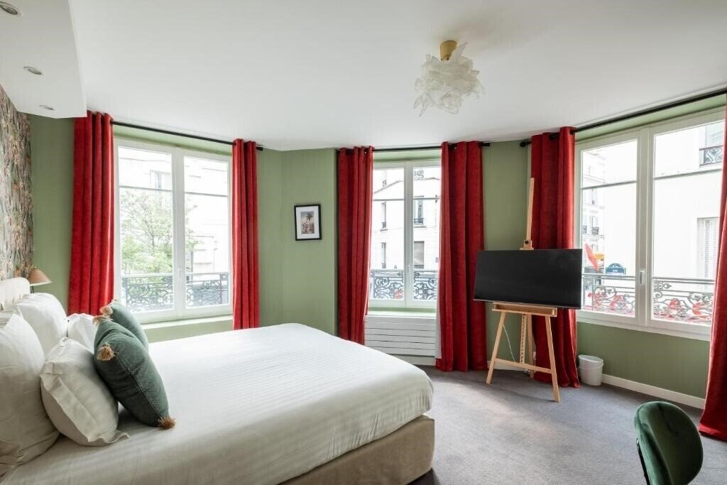 Фото Art Hotel Batignolles 3*