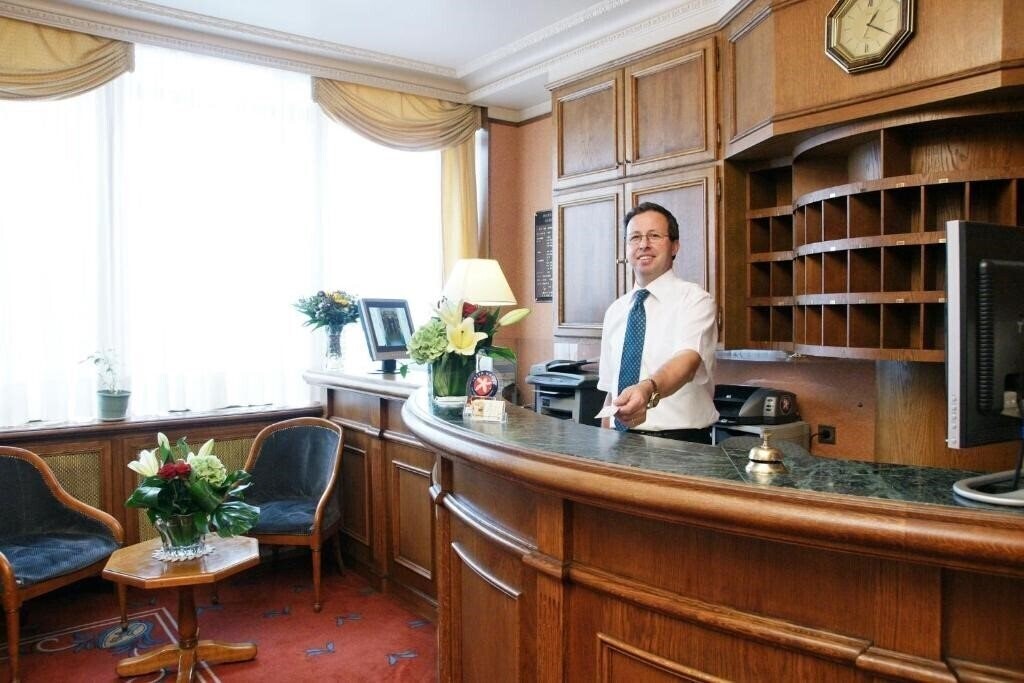 Изображение Meslay Republique 3*