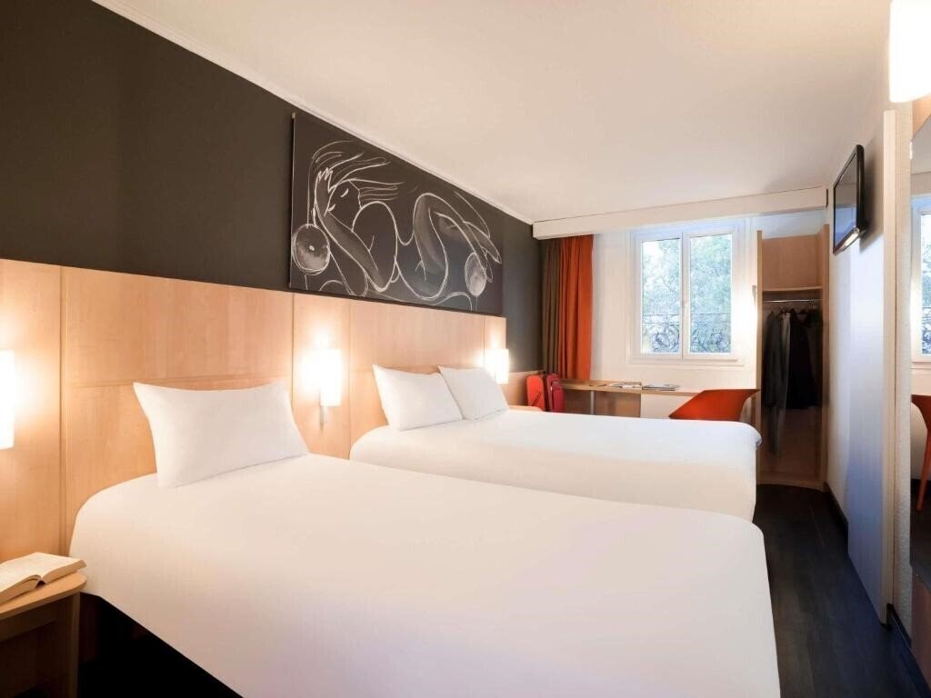 Територія Ibis Paris Maine Montparnasse 14eme (ex. Ibis Maine Montparnasse) 3*