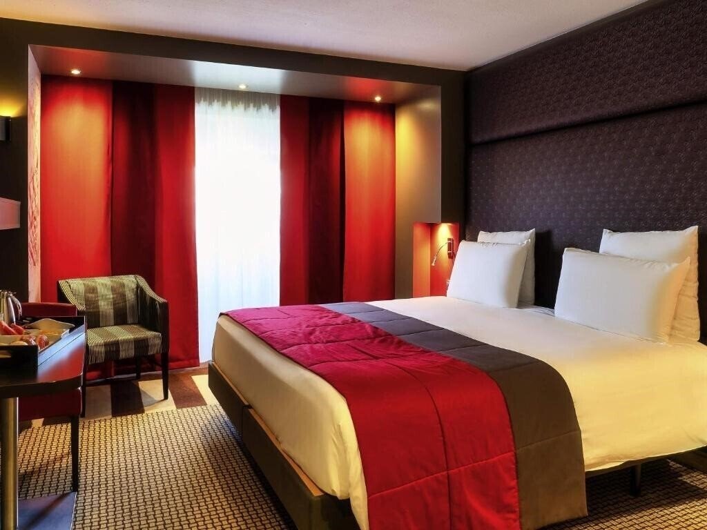 Апартаменты Mercure Paris Montmartre Sacre Coeur 4*