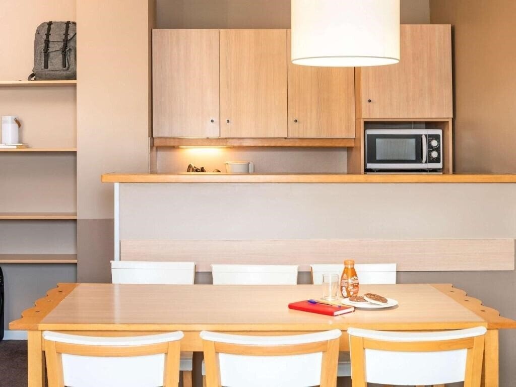 Вид Adagio Aparthotel Marne La Vallee Val D'Europe 3*