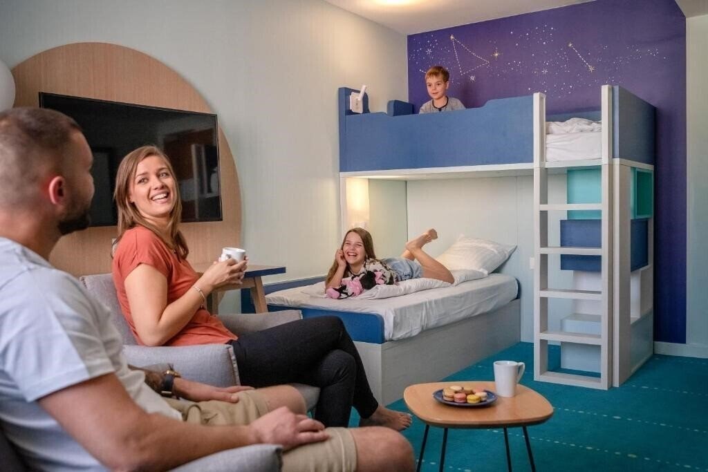 Територія Vienna House Magic Circus 4*