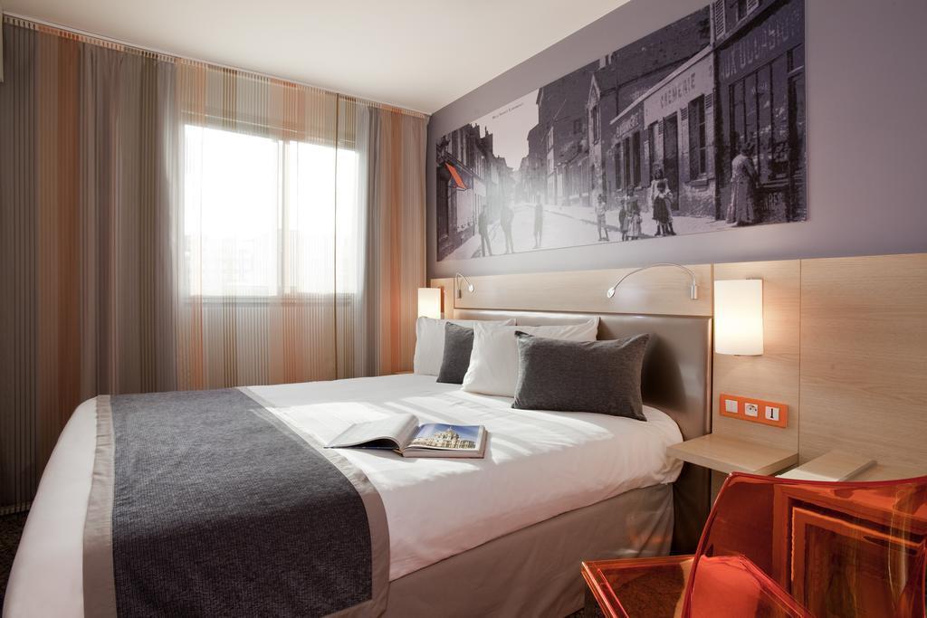 Готель Hotel Mercure Paris 15 Porte De Versailles 4*